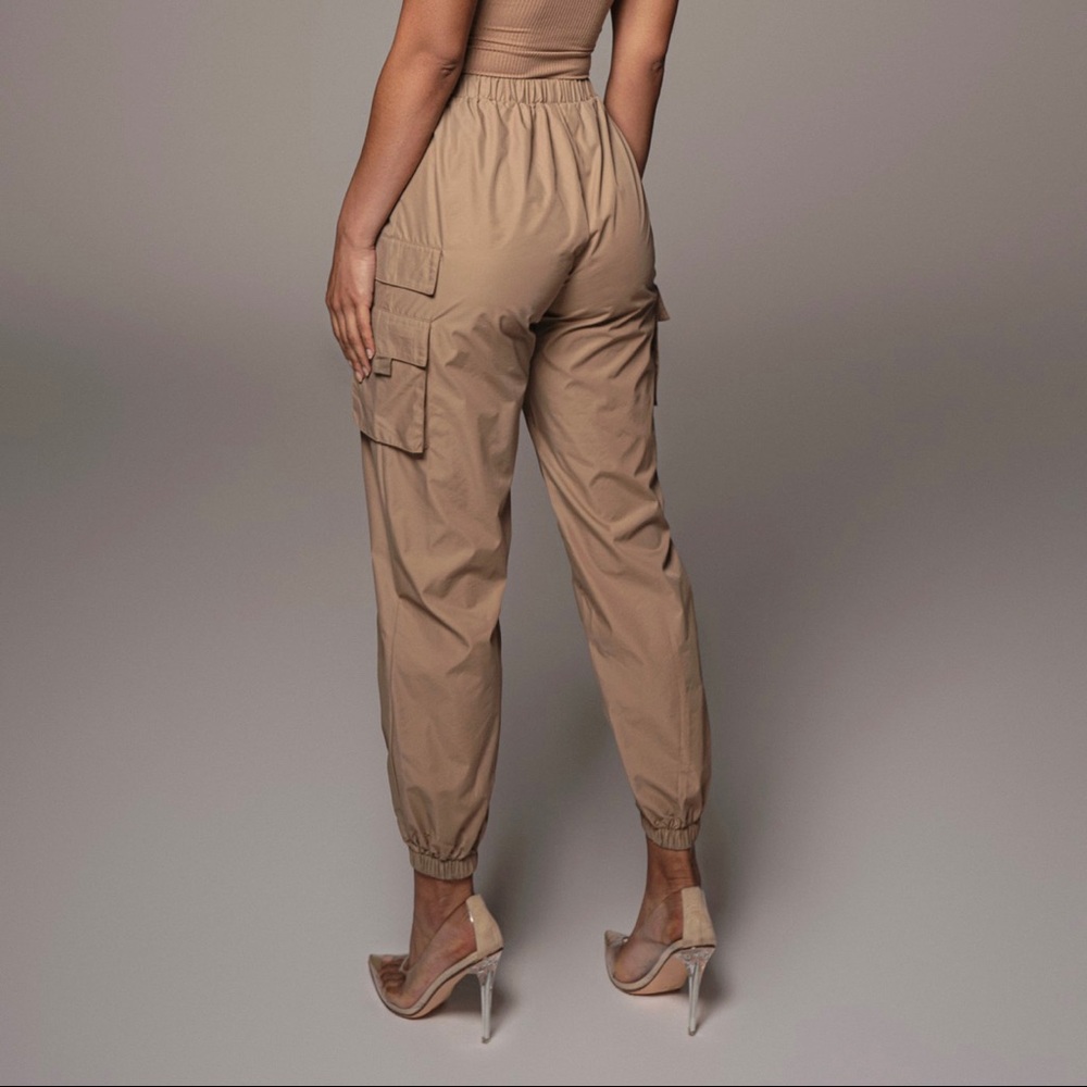 JLUXLABEL tan joggers